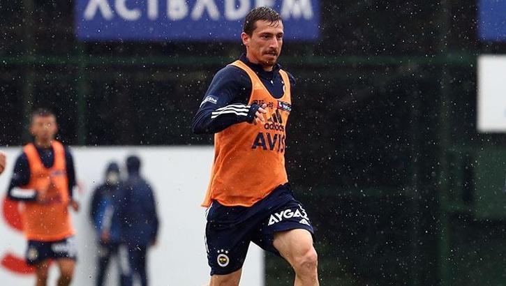 Fenerbahçe, Gençlerbirliği maçına hazırlanıyor! Harun Tekin ve Gökhan Gönül'de son durum