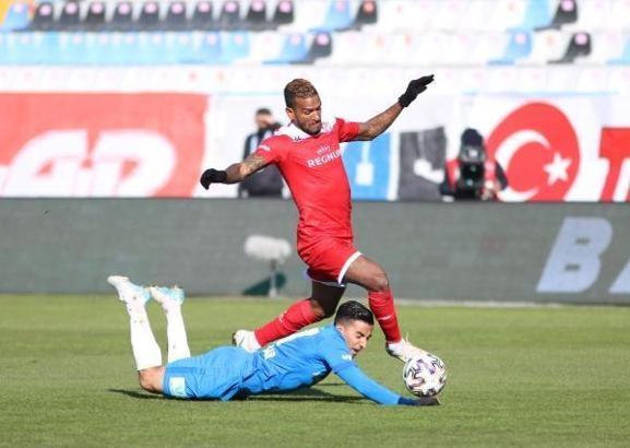 Büyükşehir Belediye Erzurumspor - Fraport TAV Antalyaspor: 2-2