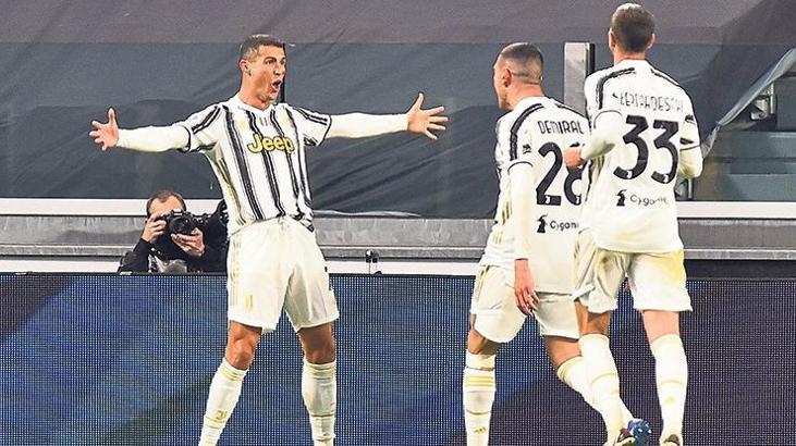Merih Demiral'dan kusursuz performans