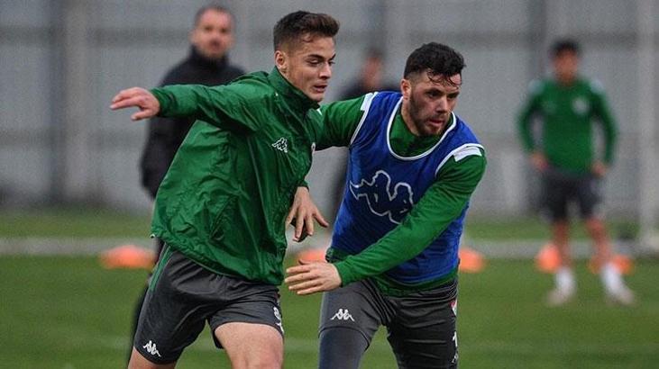 Bursaspor, Adanaspor maçı hazırlıklarını taktik antrenmanla sürdürdü
