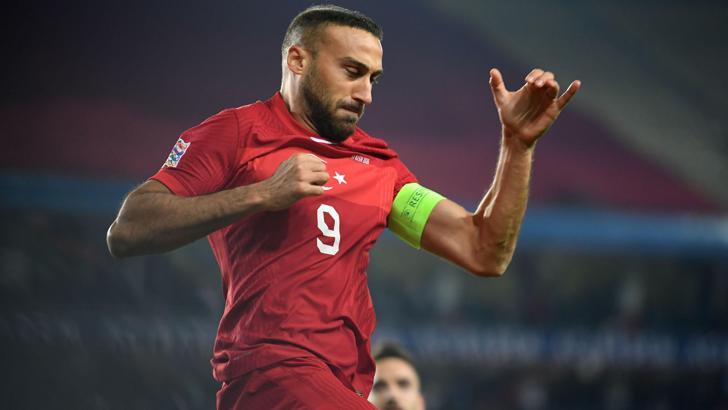 Cenk Tosun efsaneleri yakalayacak