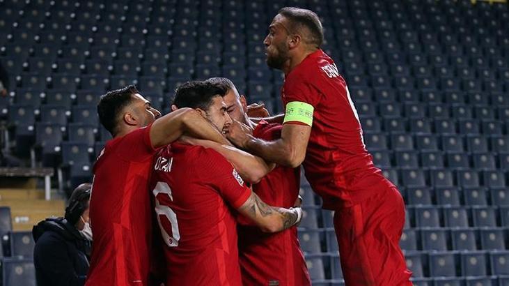 Cenk Tosun ateşi yaktı