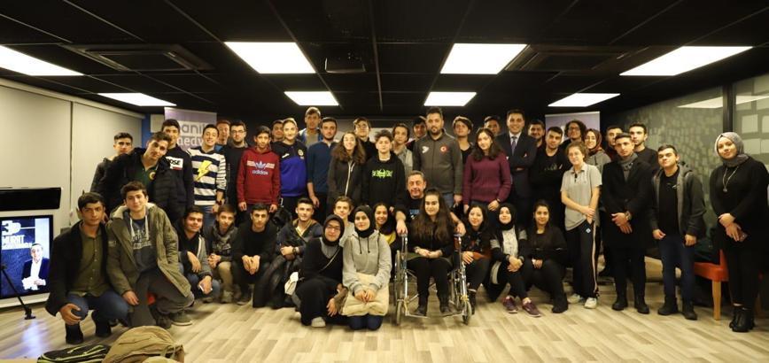 Murat Murathanoğlu, Mardinli genç basketbolseverlerle buluştu