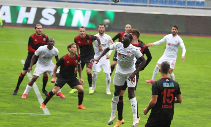 Sivasspor'un deplasman başarısı sürüyor