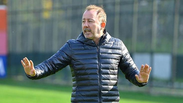 Beşiktaş'ta savunmayı koronavirüs vurdu!