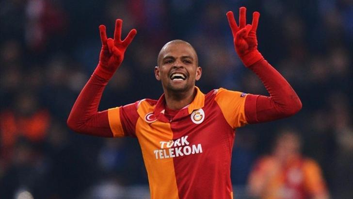 Galatasaray'dan Felipe Melo'ya geçmiş olsun mesajı