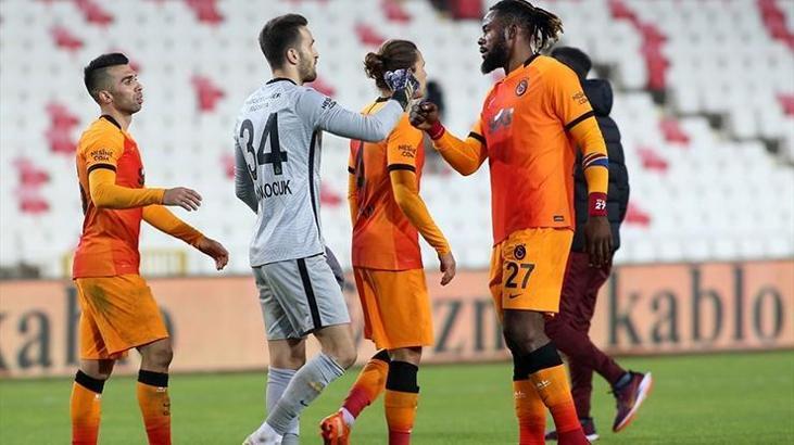 Emre Taşdemir alkışı kaptı
