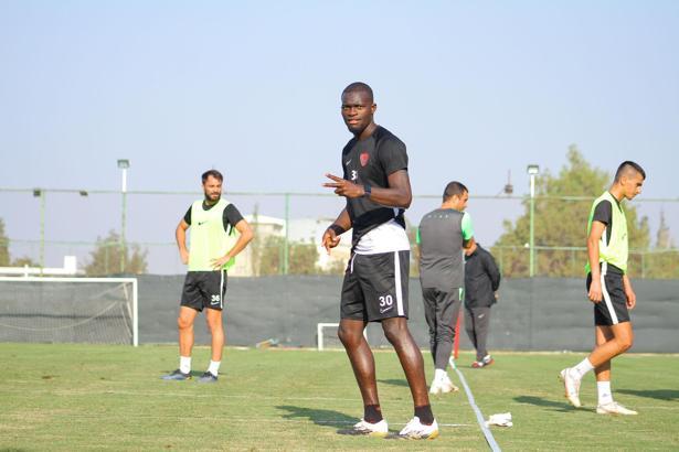 Hatayspor, Rizespor'a bileniyor