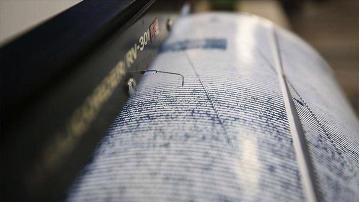 Son dakika İzmir'de deprem oldu! Kandilli'den açıklama...