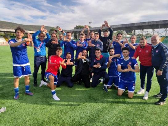 Niğde Anadolu FK futbolcuları, Elif Perinçek'i unutmadı