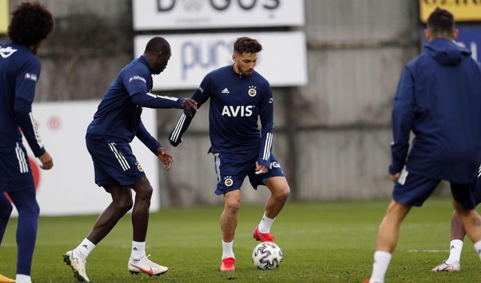 Fenerbahçe'de Jose Sosa şoku yaşanıyor! Konyaspor maçı öncesi son dakika