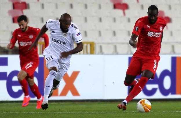 Sivasspor - Karabağ maçından son dakika gelişmeleri