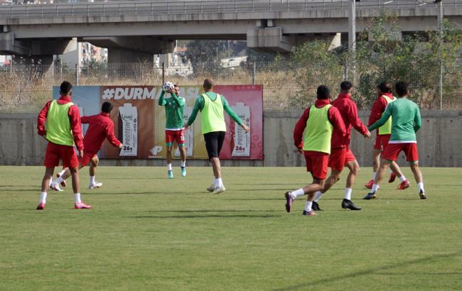 Karşıyaka'da futbolculara 2 gün izin verildi
