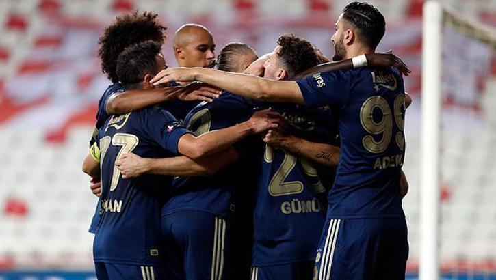 Fenerbahçe'den yedi yıl sonra bir ilk! 7.haftada lider