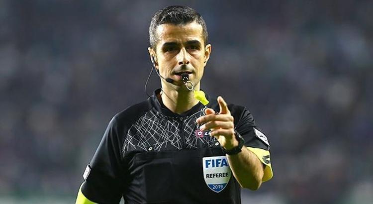 Antalyaspor-Fenerbahçe maçının VAR hakemi Mete Kalkavan