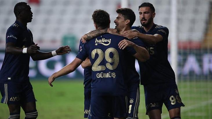 Fenerbahçe Antalyaspor karşısında tek kale oynadı!