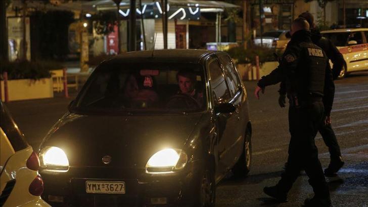 Yunanistan'ın Selanik ve Serez kentlerinde Kovid-19 nedeniyle 14 günlük karantina