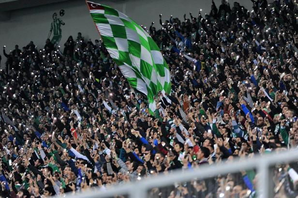 Bursaspor taraftarı İzmir için yardım kampanyası başlattı