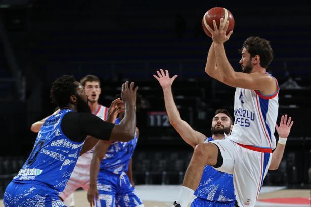 Anadolu Efes - Büyükçekmece Basketbol maç sonucu: 98-79