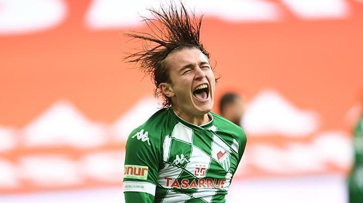 Bursaspor'un yeni harikası Ali Akman'ın en büyük sırrı!