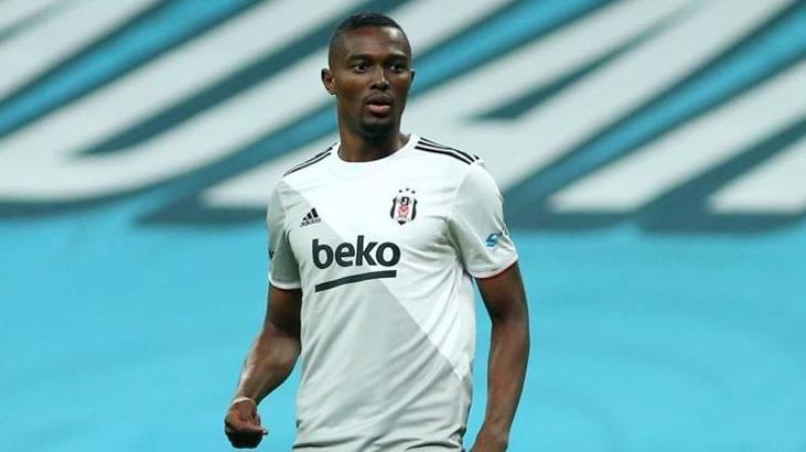 Bernard Mensah geri döndü