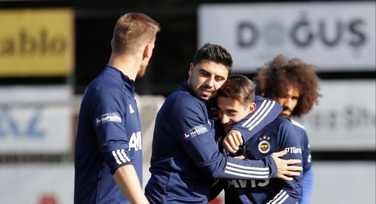 Son dakika - Fenerbahçe'nin Antalyaspor maçı kadrosu açıklandı
