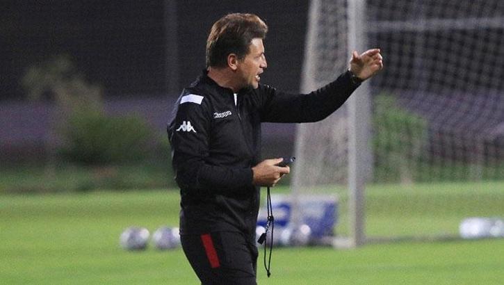 Son dakika! Antalyaspor ile Tamer Tuna'nın yolları ayrıldı