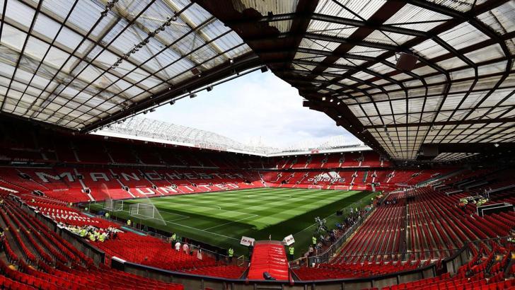 Manchester United'ın evi Old Trafford, 23 bin 500 taraftara hazır