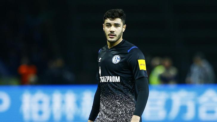 Manchester United, Ozan Kabak transferi için devrede
