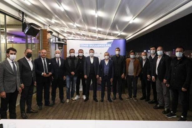 İzmir'deki spor kulüplerinin başkanları Spor Zirvesi'nde bir araya geldi