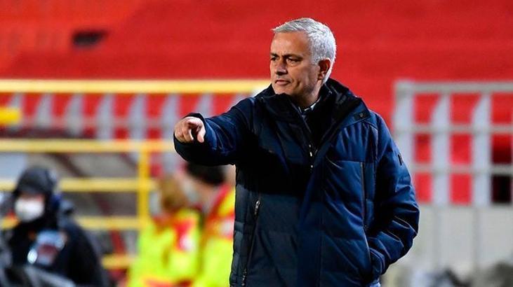 Mourinho'yu çıldırttılar!