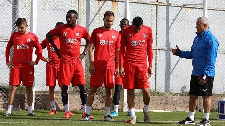 Sivasspor'a Maccabi müjdesi