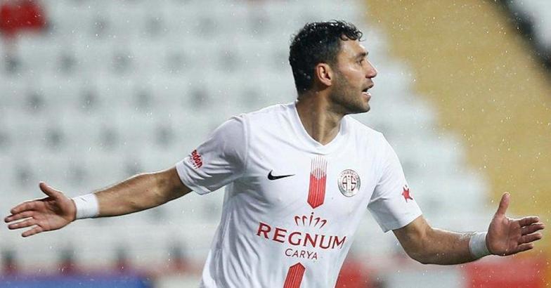 Veysel Sarı: Futbolcu olmak çocukluktan beri hayalimdi