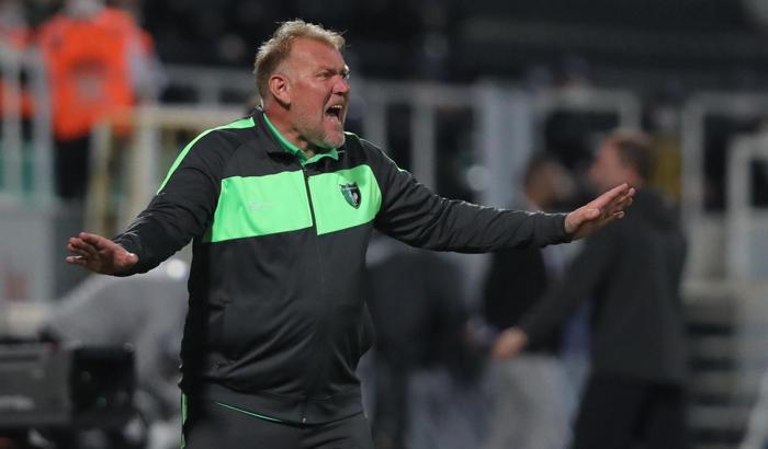 Robert Prosinecki'den Alper Ulusoy'a penaltı isyanı