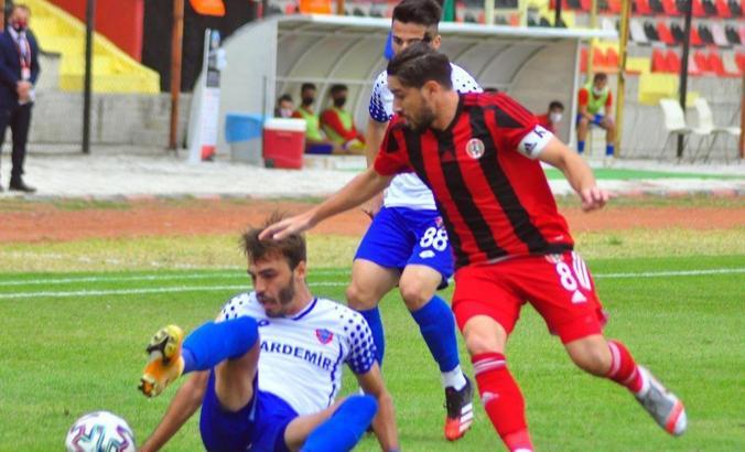 Turgutluspor - Kardemir Karabükspor maç sonucu: 2-1