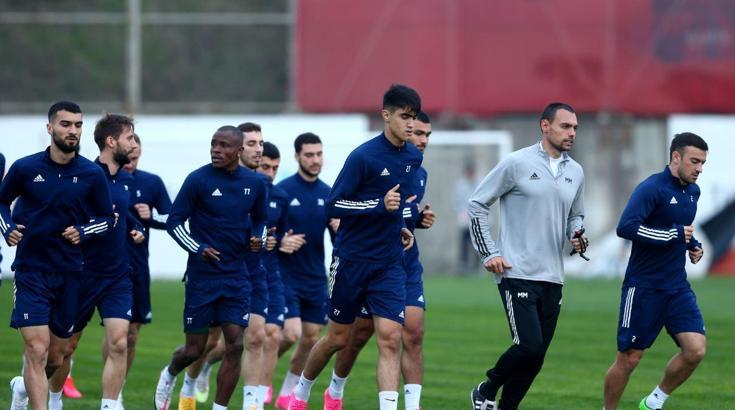 Karabağ, Villareal maçına hazır