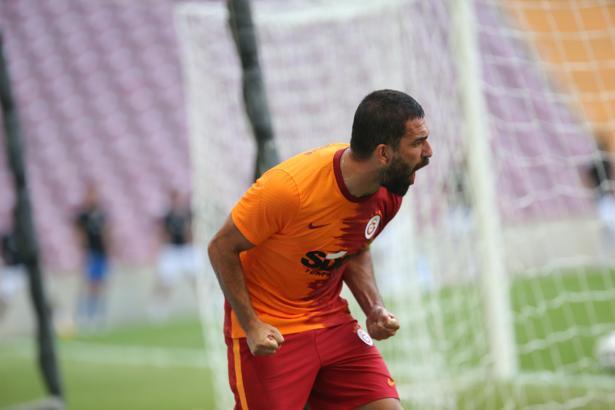 SON DAKİKA! Galatasaray'da Arda Turan şoku yaşanıyor
