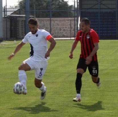 Karacabey Belediyespor, Pazarspor'a konuk oluyor
