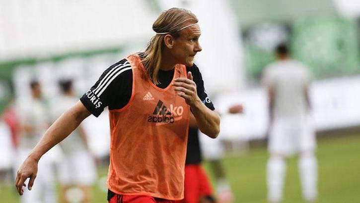 Beşiktaş'ta ayrılık kapıda! Vida gidiyor