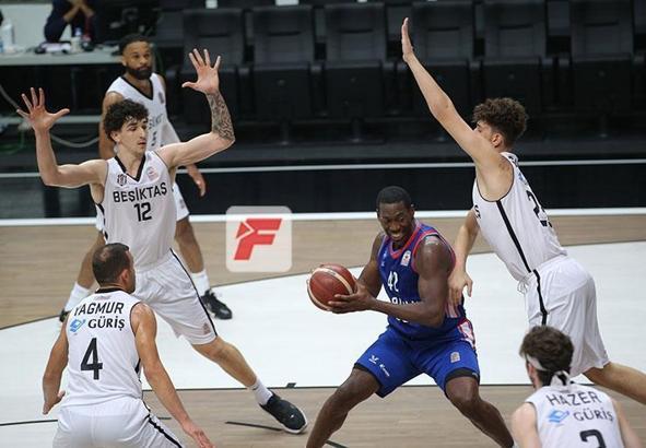 Beşiktaş - Anadolu Efes maç sonucu: 74-81