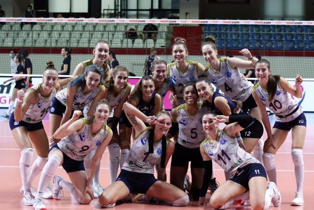 Sistem9 Yeşilyurt: 2 - Aydın Büyükşehir Belediyespor: 3