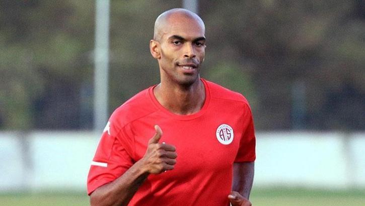 Antalyaspor'un yeni transferi Naldo'dan Beşiktaş itirafı