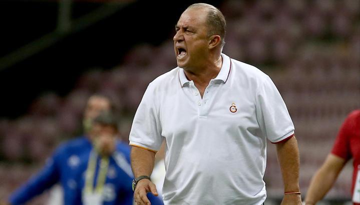 Fatih Terim'den Fenerbahçe derbisi yorumu: Severiz ama sadece Galatasaray armasında!