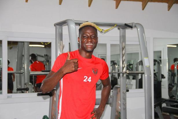 Hatayspor'da yeni transfer Babajide David Akintola antrenmanlara başladı