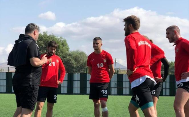 1954 Kelkit Belediyespor'da 3 koronavirüs vakası