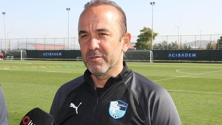 Mehmet Özdilek: Hakem kararları oynanan futboldan daha çok konuşuldu