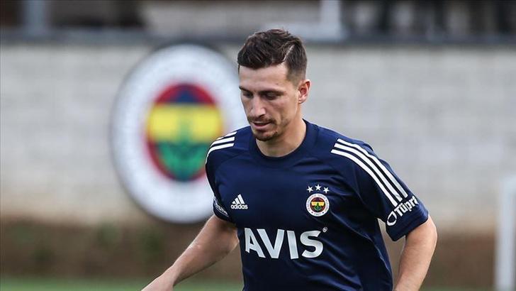 Mert Hakan Yandaş ilk 11'i istiyor