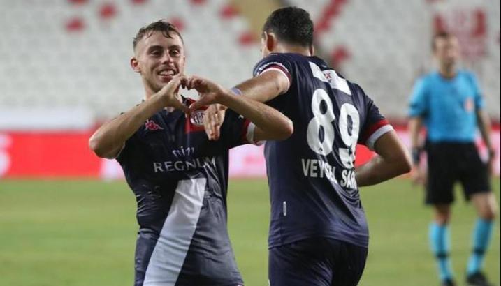 Antalyaspor'un 3 golünden 2'si gençlerden