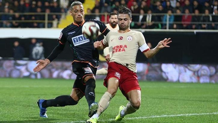 Son dakika transfer haberi! Galatasaray'da ayrılık!