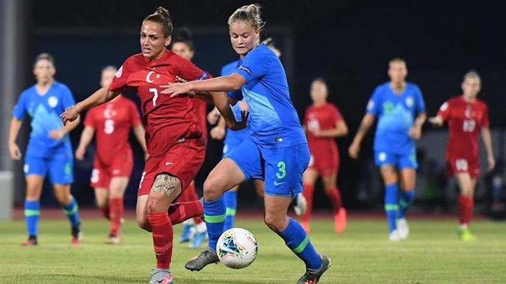 A Milli Kadın Futbol Takımı, Slovenya'ya kaybetti